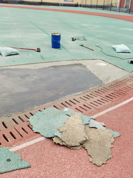 济南球场翻新维修补、球场翻新修补改造